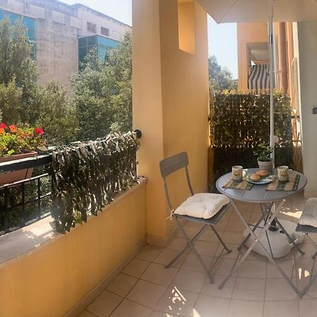 La Dimora Di Paola Apartment Lecce Luaran gambar