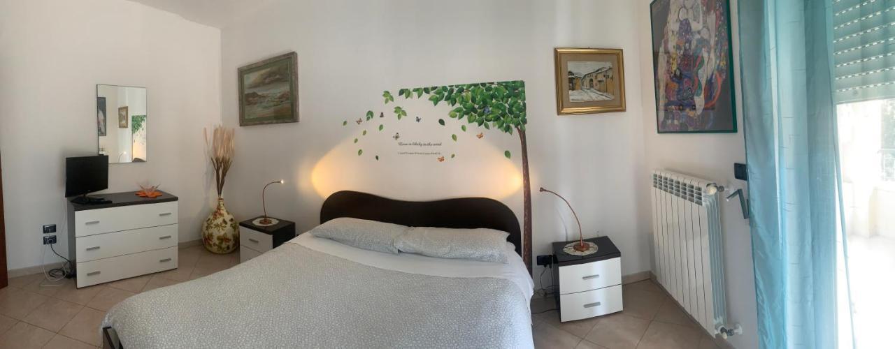 La Dimora Di Paola Apartment Lecce Luaran gambar