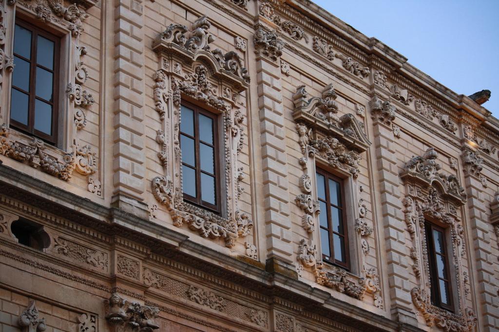La Dimora Di Paola Apartment Lecce Bilik gambar