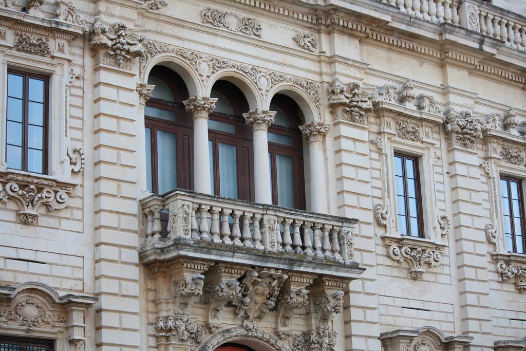 La Dimora Di Paola Apartment Lecce Bilik gambar