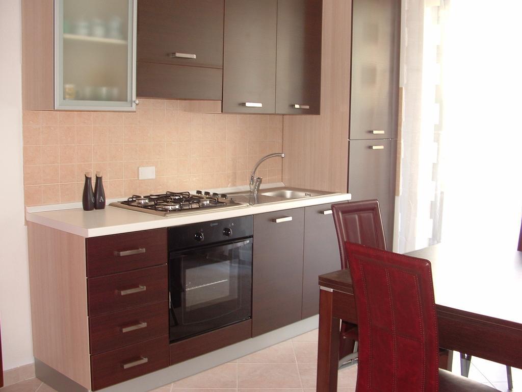 La Dimora Di Paola Apartment Lecce Bilik gambar
