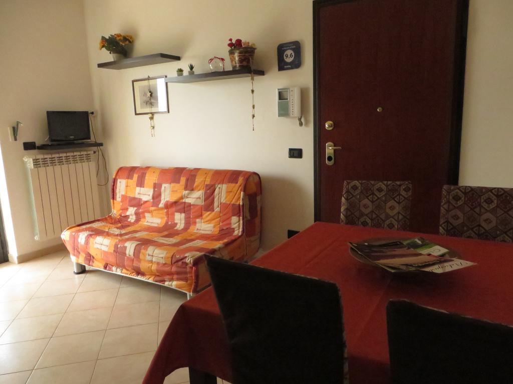 La Dimora Di Paola Apartment Lecce Luaran gambar
