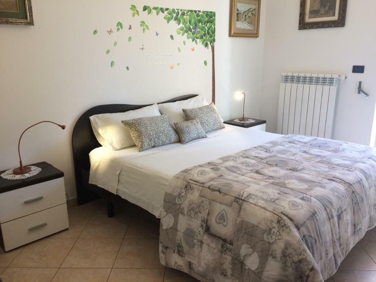 La Dimora Di Paola Apartment Lecce Luaran gambar