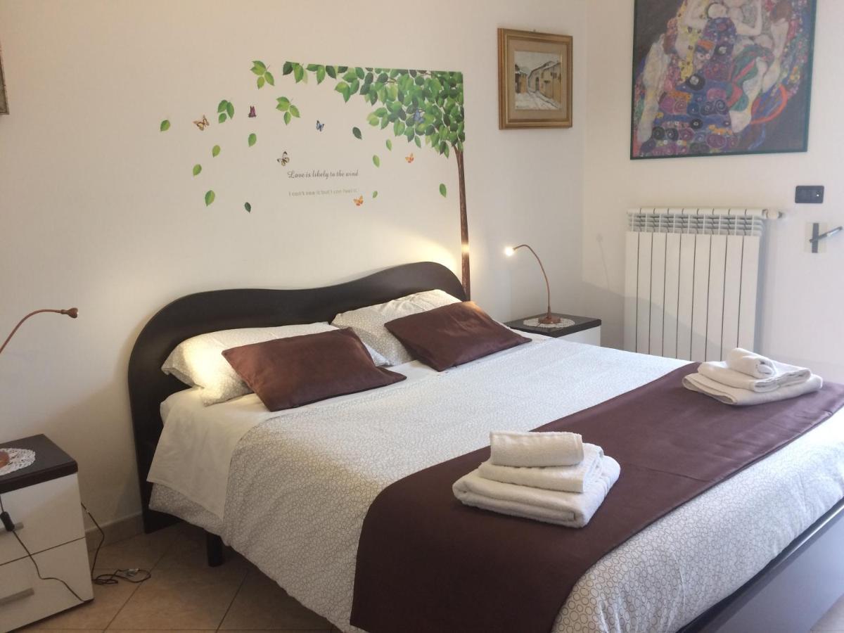La Dimora Di Paola Apartment Lecce Luaran gambar